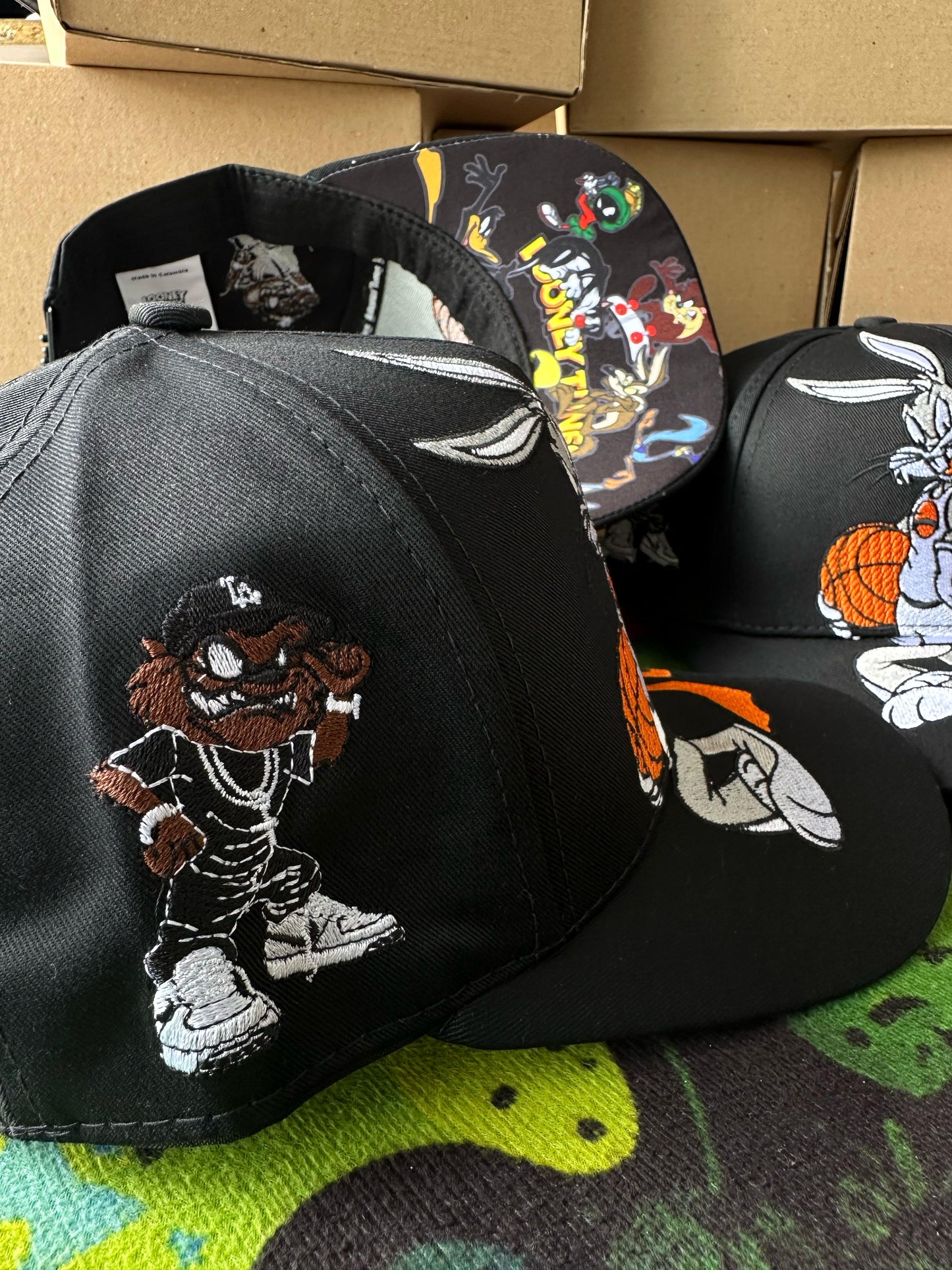 👟🔥 Gorra Exclusiva Looney Tunes 🔥👟 (NEGRO)