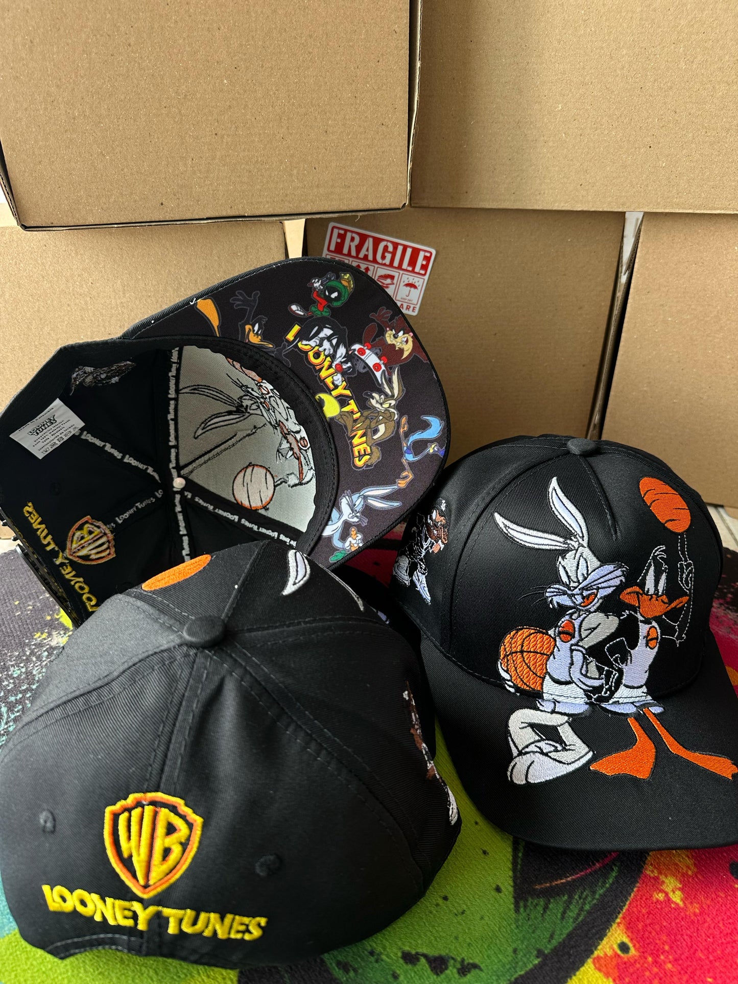 👟🔥 Gorra Exclusiva Looney Tunes 🔥👟 (NEGRO)