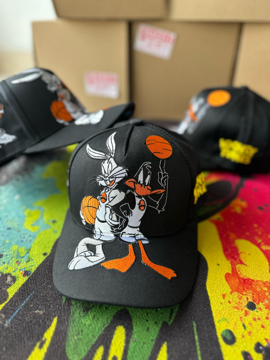 👟🔥 Gorra Exclusiva Looney Tunes 🔥👟 (NEGRO)